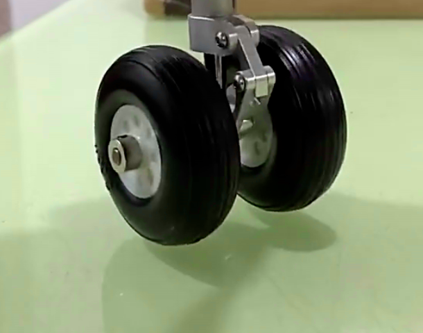 dual wheel 2.0″ oleo struts landing gear for rc jets